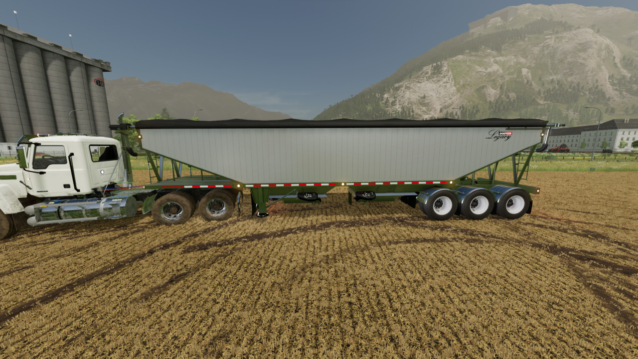 Doepker Legacy Tri axle
